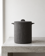 Earth Interior - Pot + Lid + Linen Bag - L - Papier-Mâché - Black