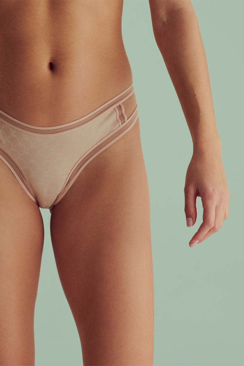 Braga Script - Nude