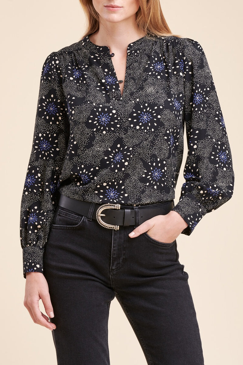 La Fée Maraboutée - Regina Black Blouse