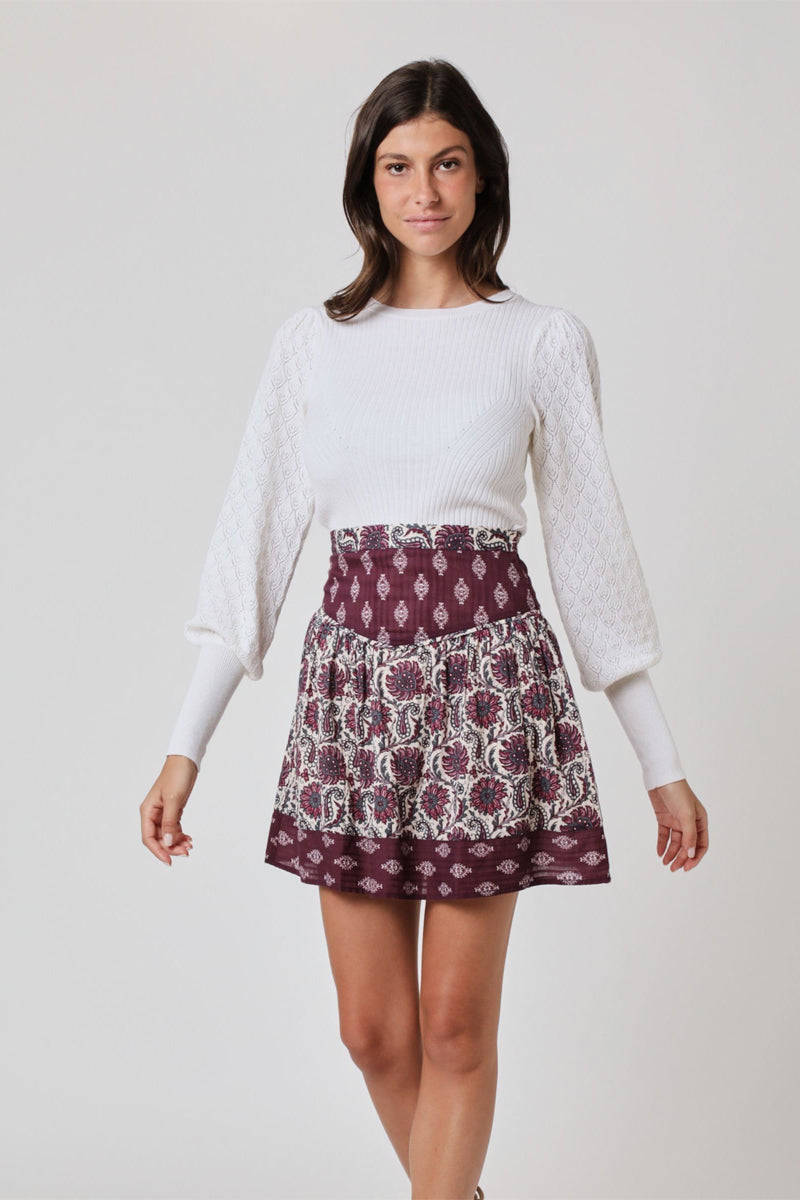 Falda Corta Con Estampado Blusón - Bohemia