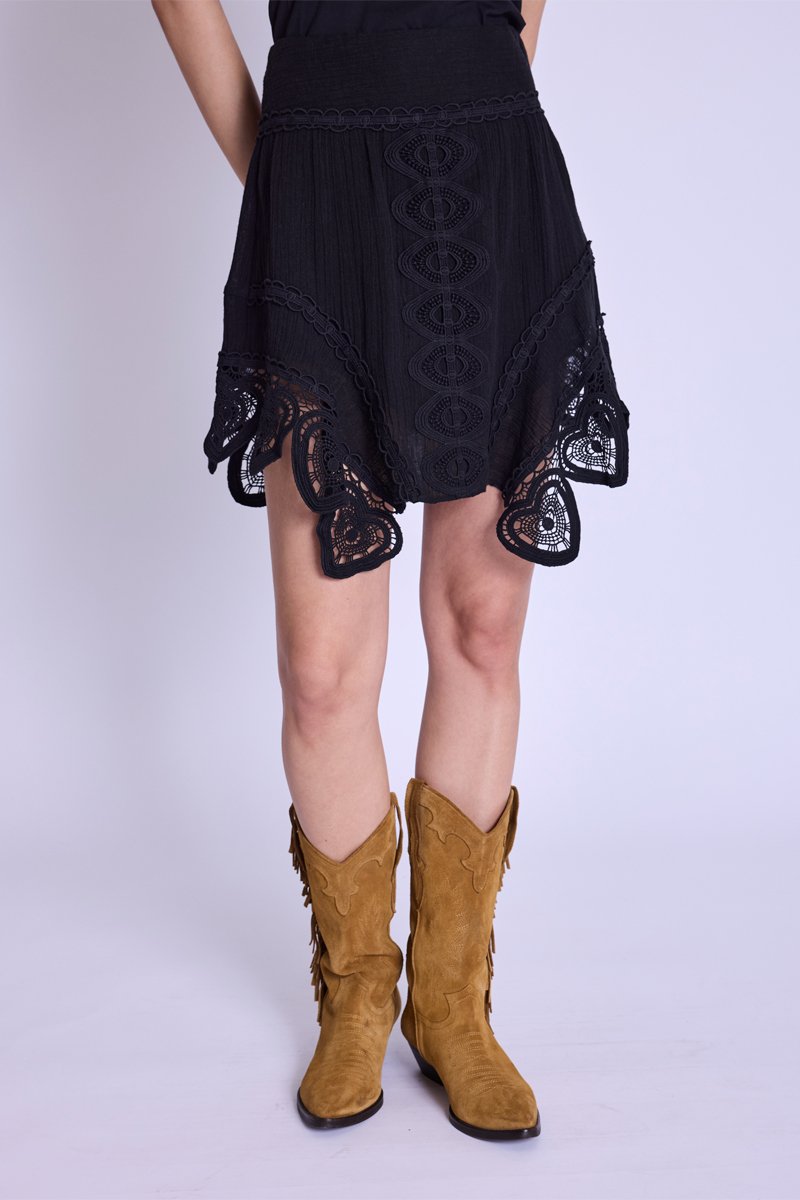 Skirt With Macrame Heart Bottom - Black