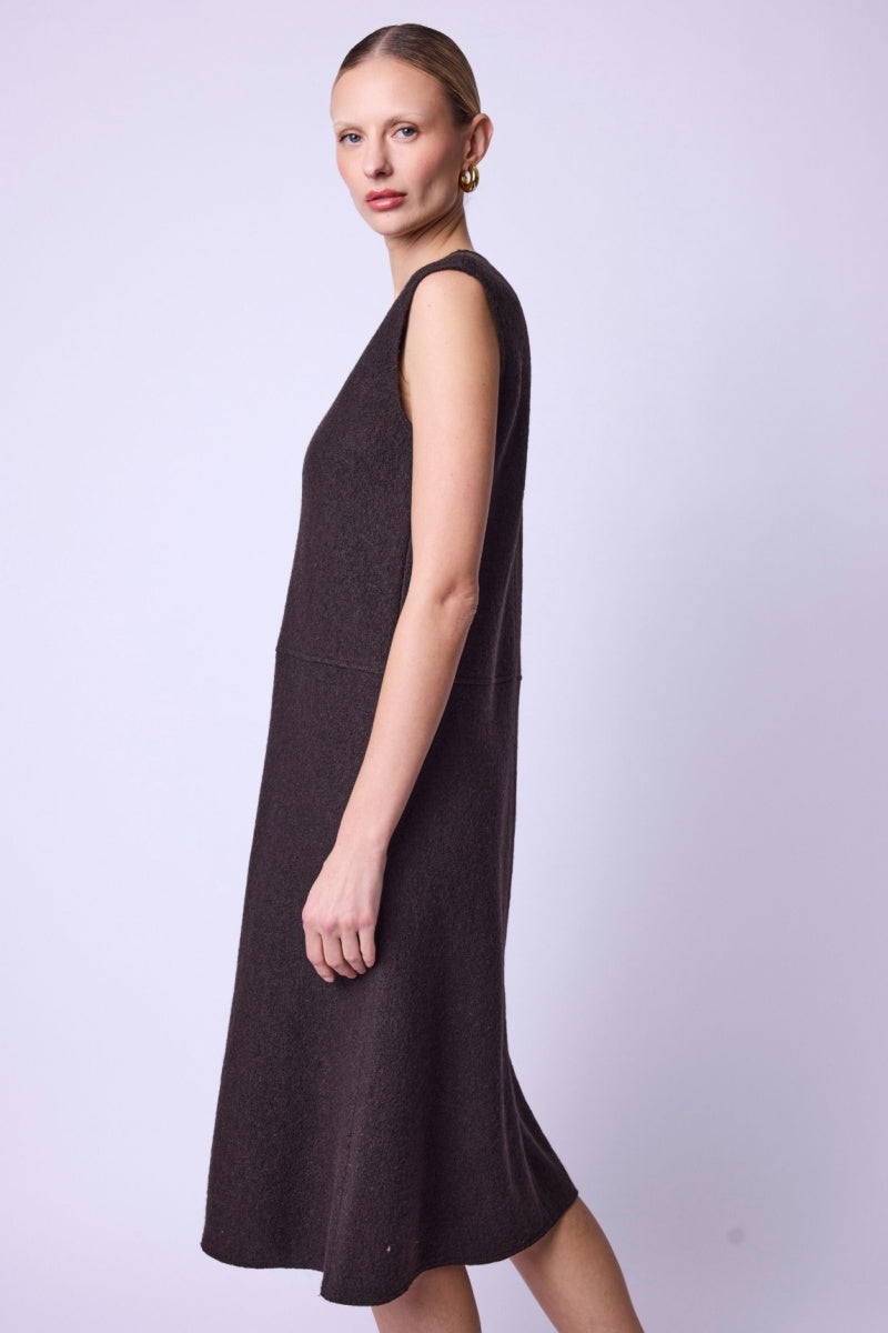 Robe Longue Sans Manches Col V - Brown