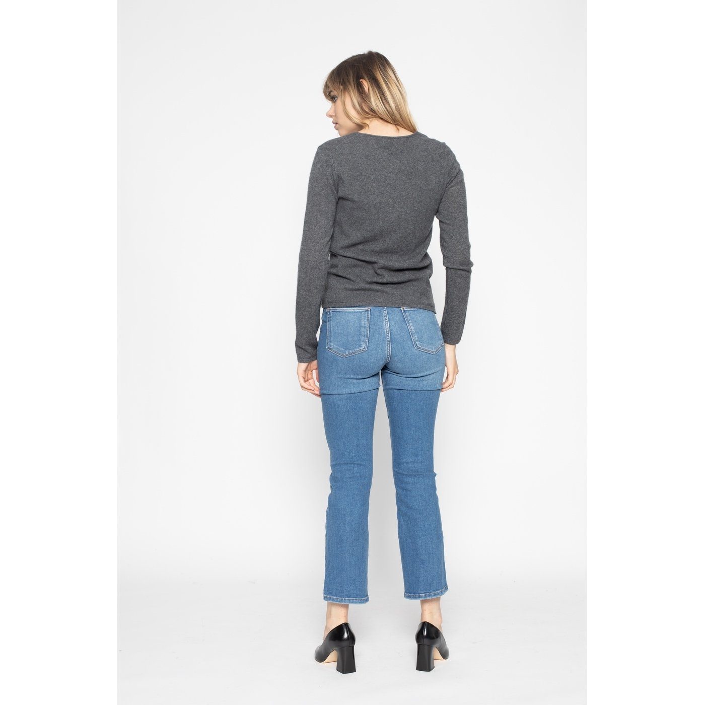 Dark Gray Shannon V-Neck Sweater, 100% Cashmere, 2 Yarns, Jersey - Women