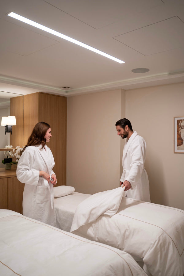 Spa Black Door Paris 8 - Parenthèse Duo : Massage au choix 1H et Accès au Spa 1H (2 Personnes)
