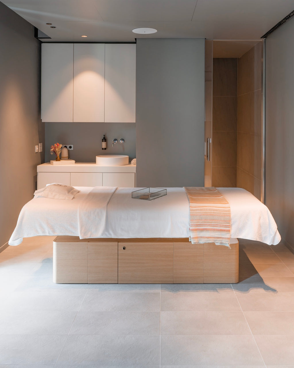 Domaine Reine Margot - Issy-Les-Moulineaux - Massage 30 Min et 90 Min d'Accès Au Spa (2 Personnes)