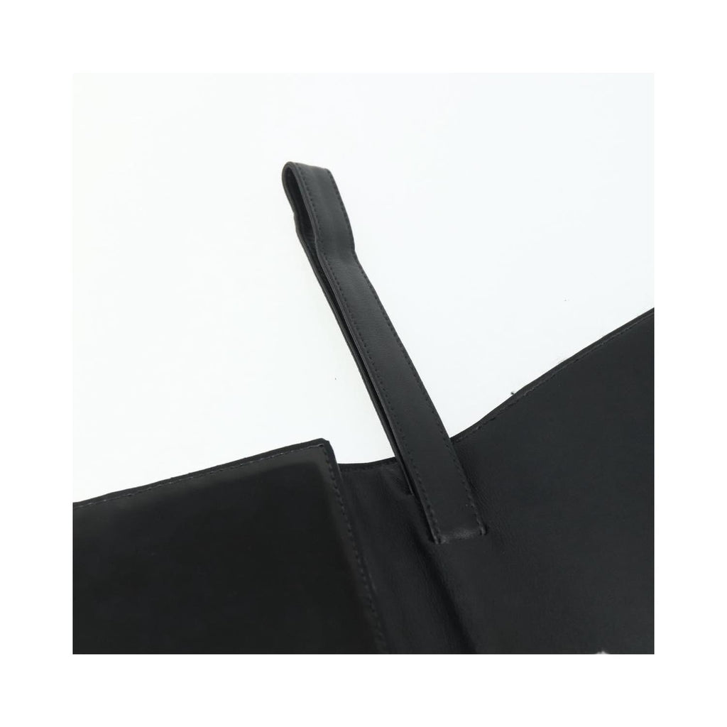 Chanel - Flap clutch in leather - Black