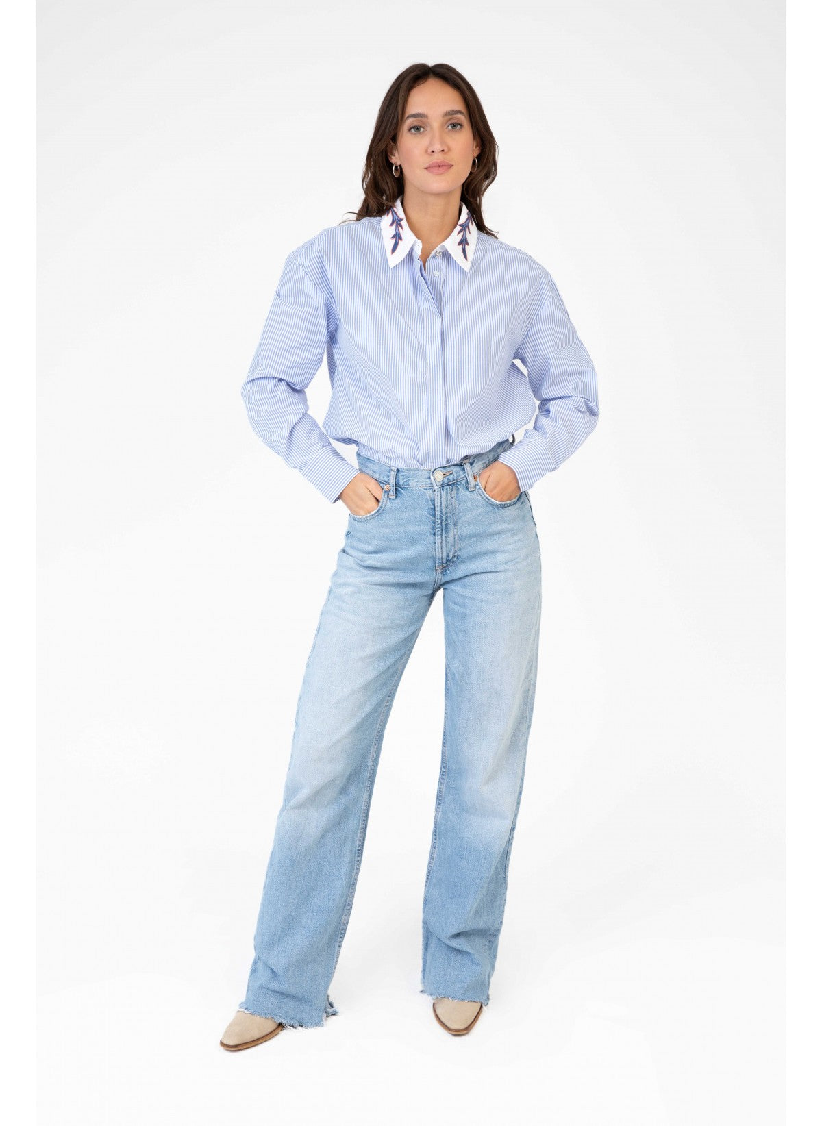 Saby Embroidered Collar Shirt - Blue