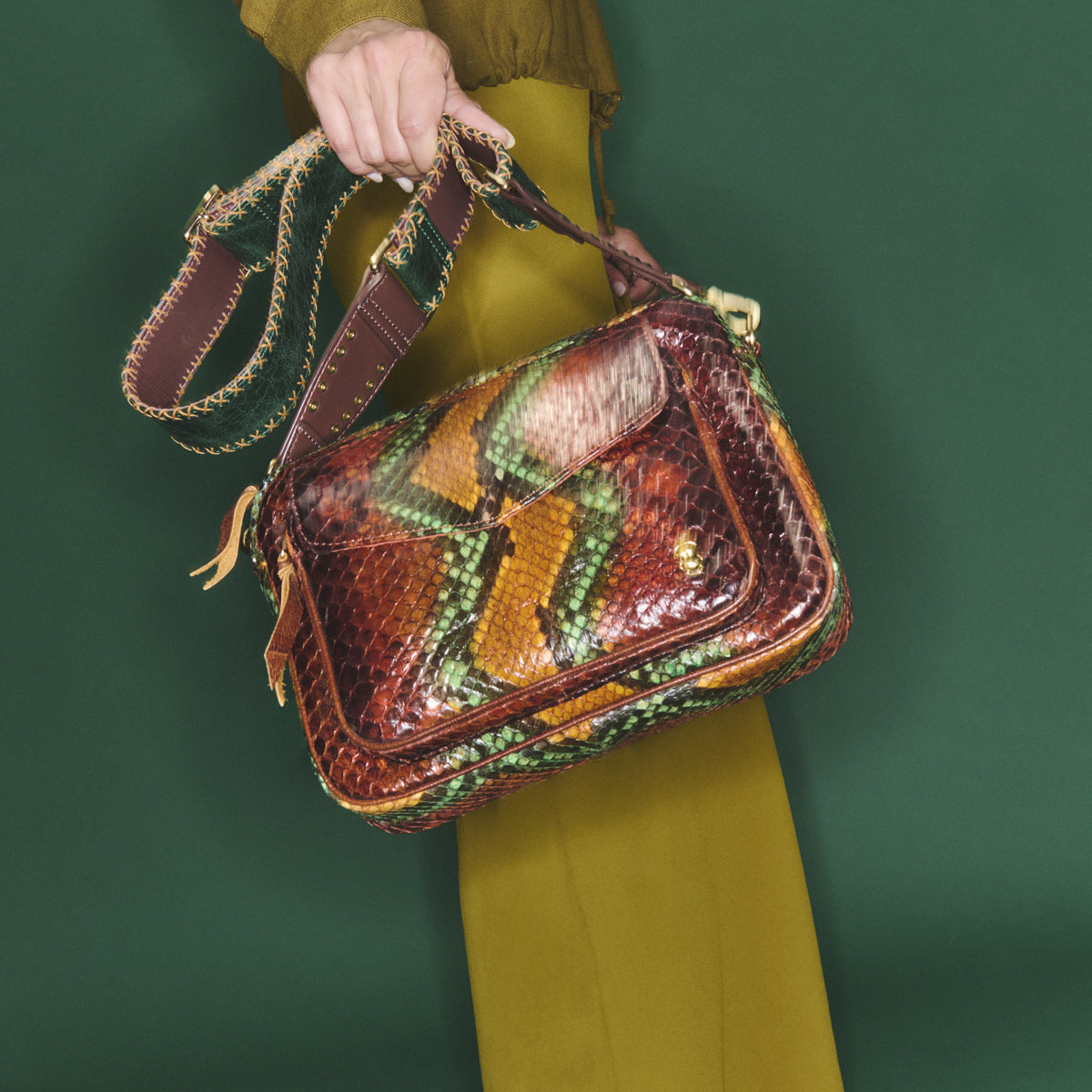 Bolso Oasis Charly Python grande