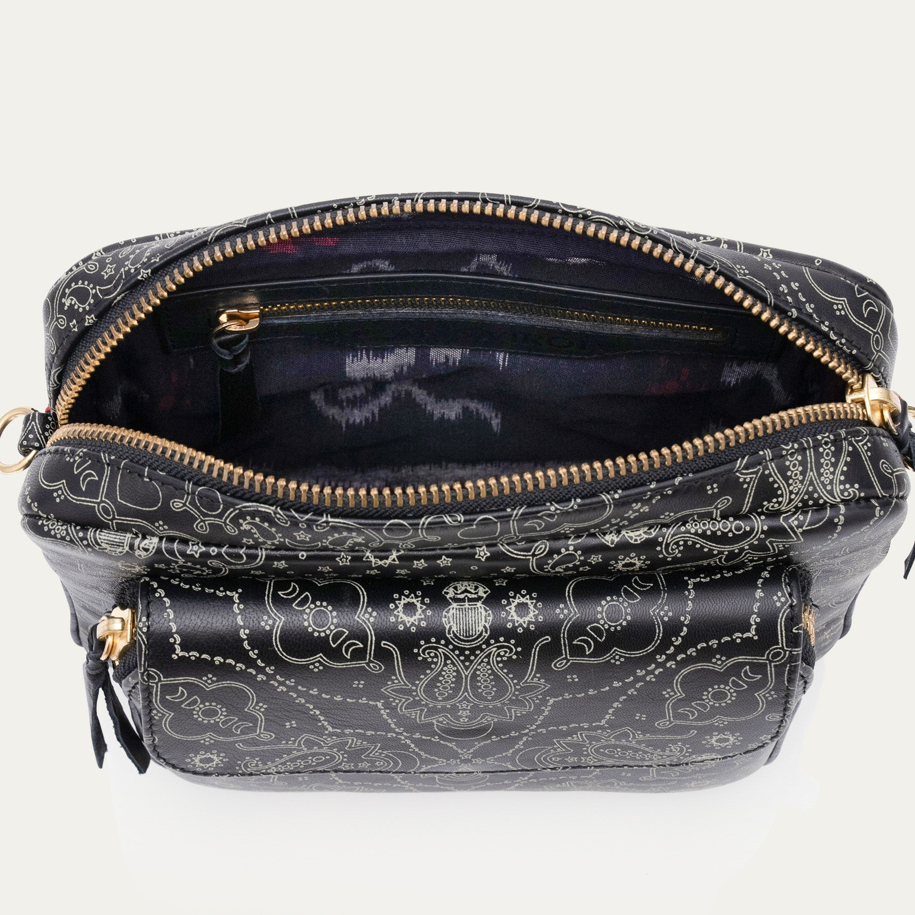 Bolso Big Charly de Napa Negra con Estampado Bandana