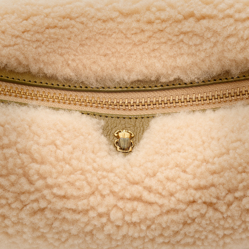 Bolso Chris de piel de oveja color crema