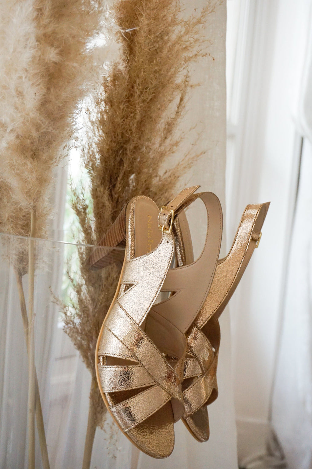 Nalaïm - Jade Heeled Sandals - Gold