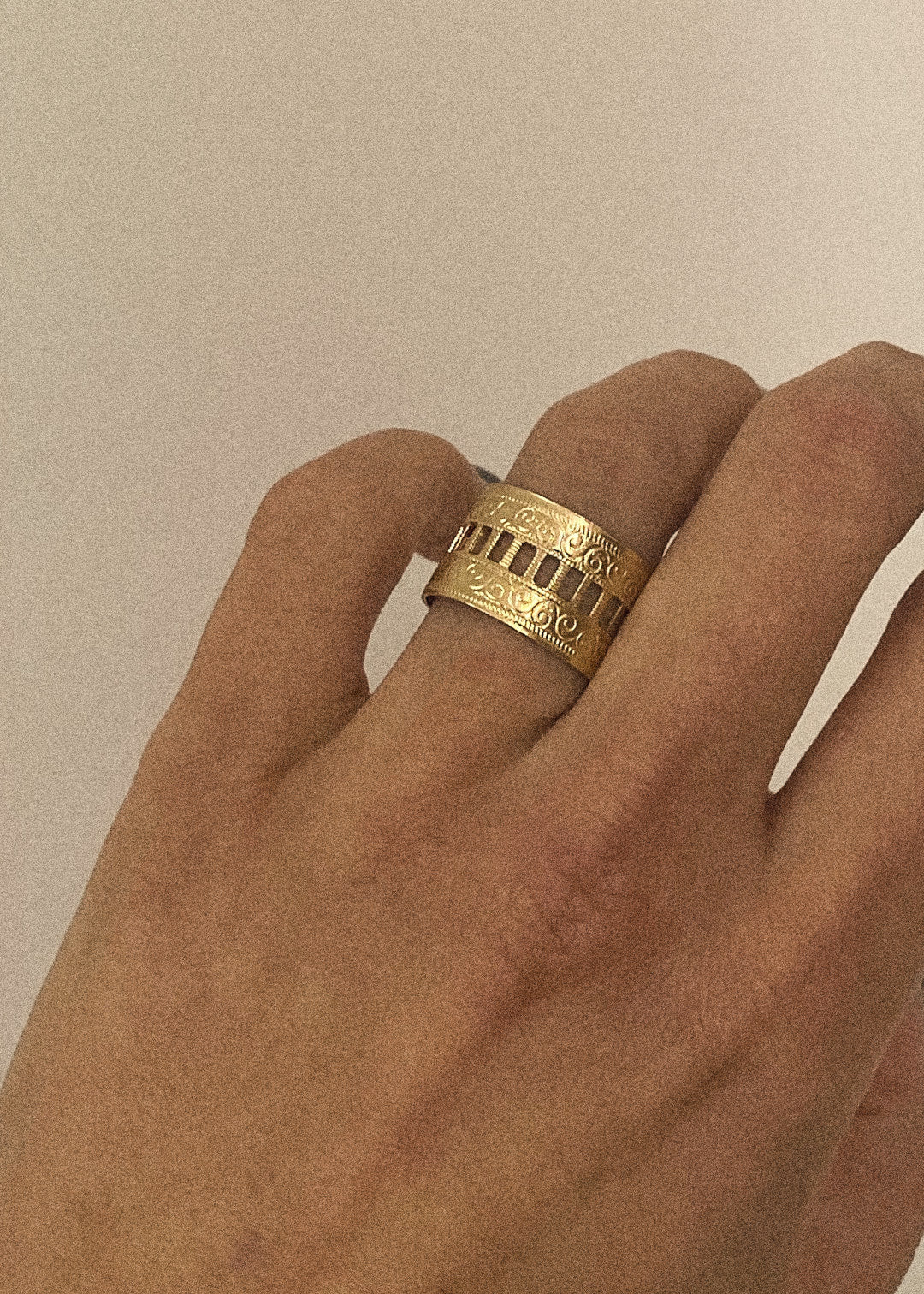 Sebastine ring