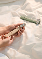 Skincare Led Wand 4 In 1 - Varita Facial Led 4 En 1 Con Tecnología Ems - Salvia