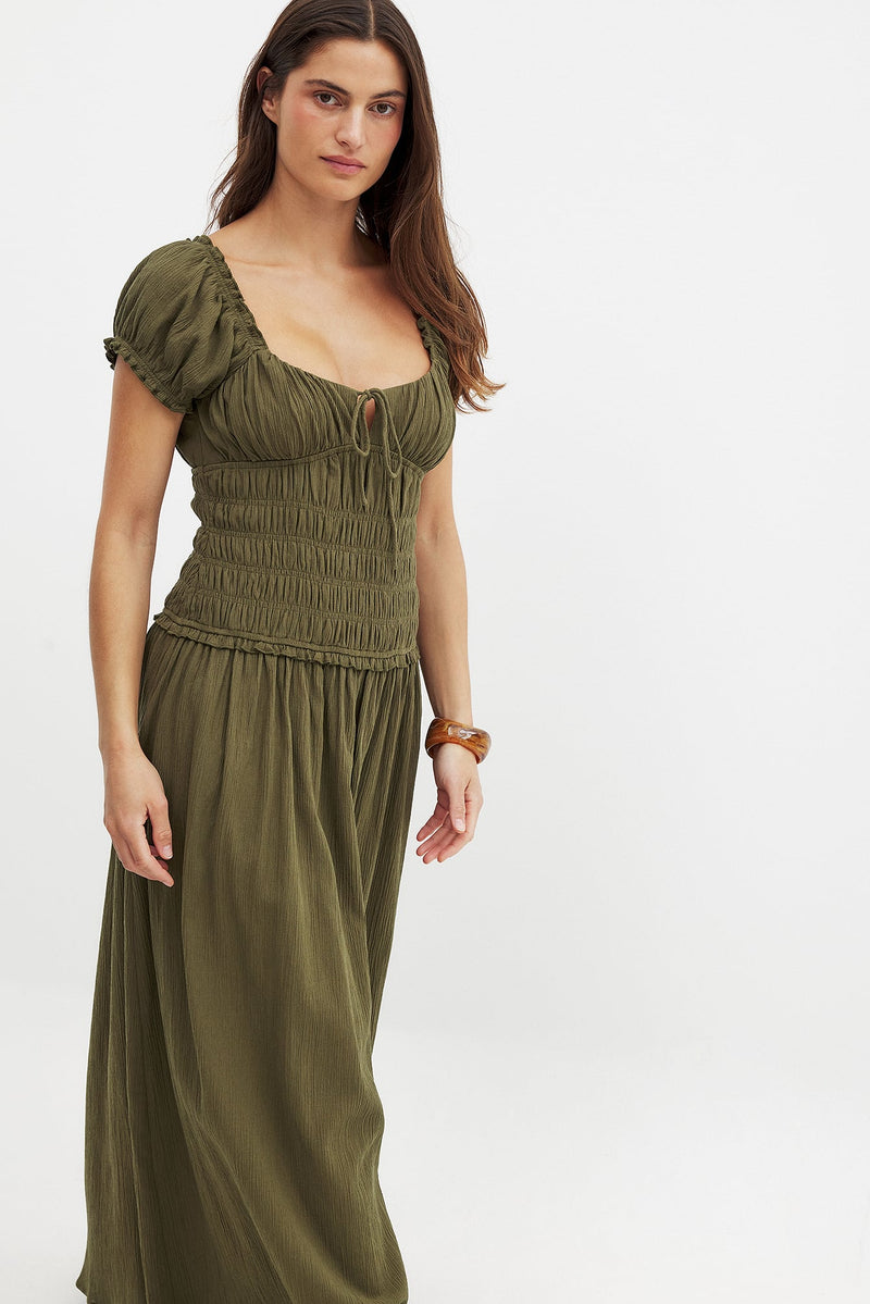 Robe Longue Smockée À Manches Courtes Vert