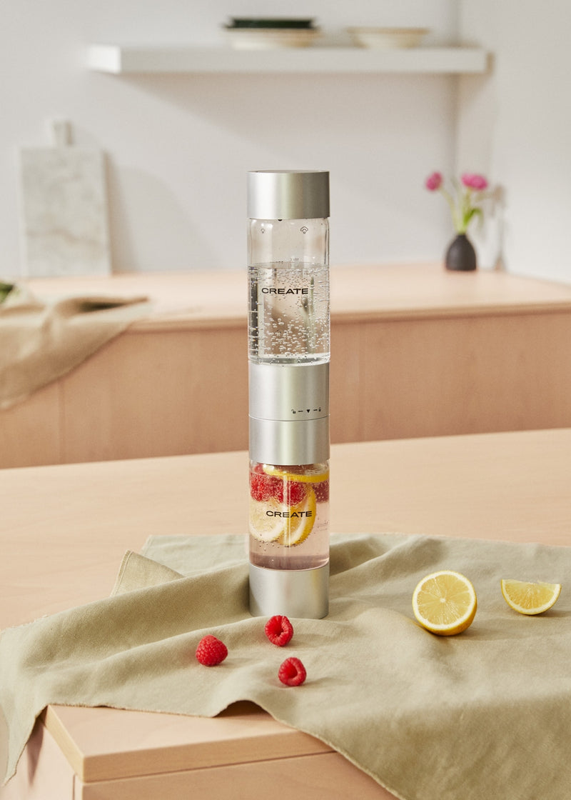 Soda Maker Studio - Sparkling Water Machine + 1L Bottle + Double Bottle (500ml + 350ml) - Black