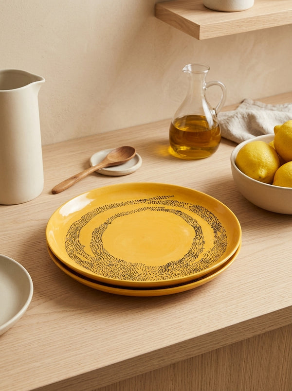 Feast - 2 Assiettes M - Jaune Dots Noir - Ottolenghi