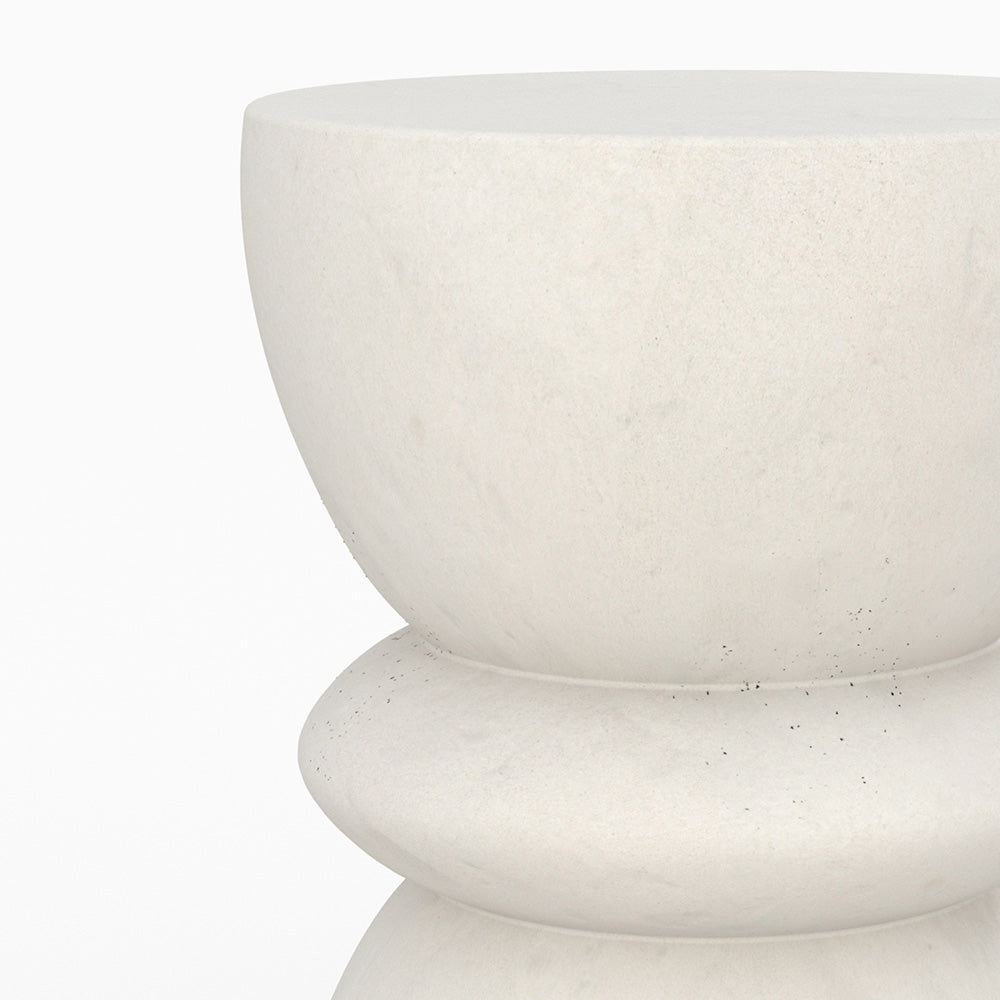 Maupiti - White Round Side Table in Concrete Effect Clay Fiber