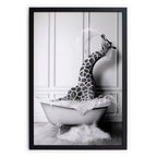 Really Nice Things - Imagen enmarcada - Giraffe Bath