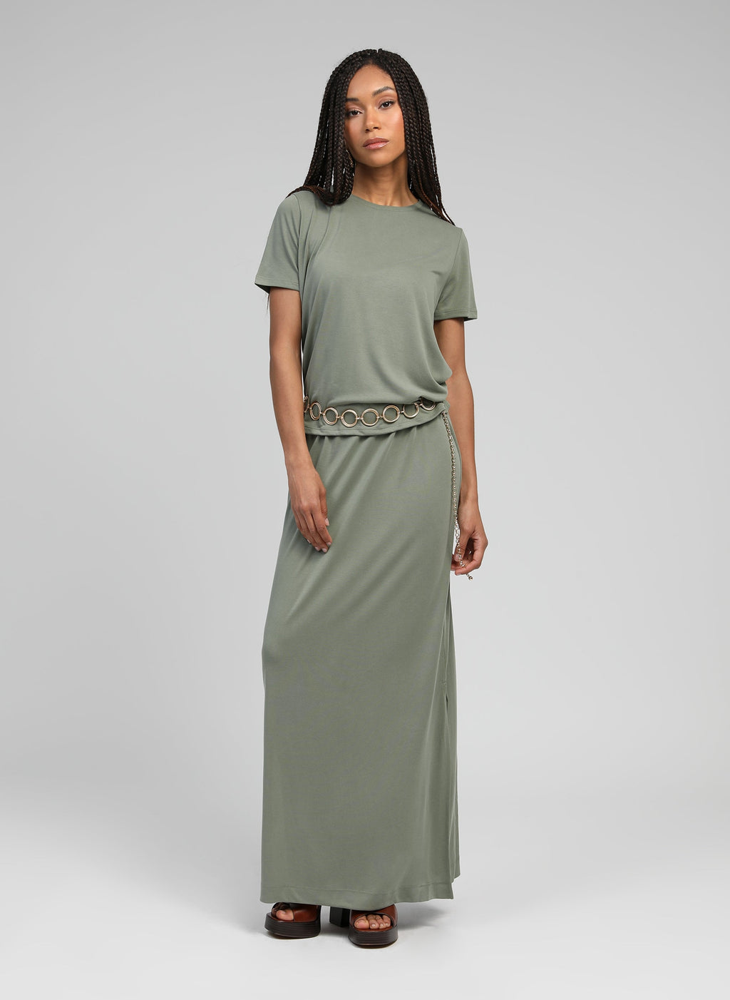 An'ge – Khaki Talorya Maxi Skirt, female model wearing a green maxi dress with a belt