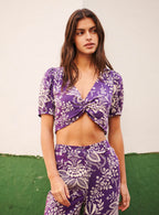 THAIS V-NECK FLUID TOP PETITE MENDIGOTE