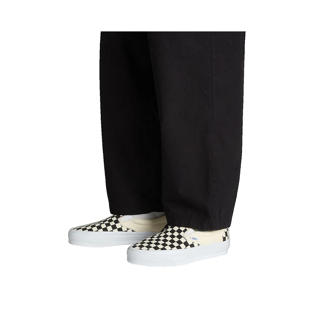 Classic Slip-On LX Trainers - White/Black