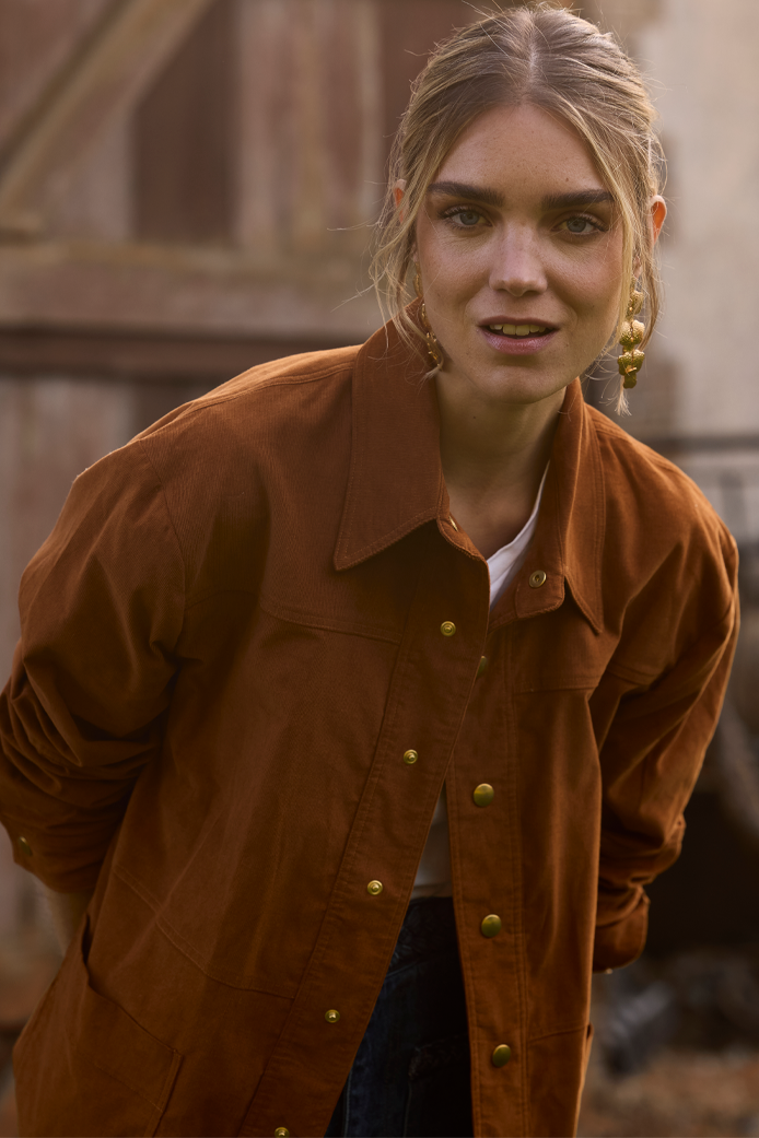 RAÏSSA CARAMEL VELVET OVERSHIRT