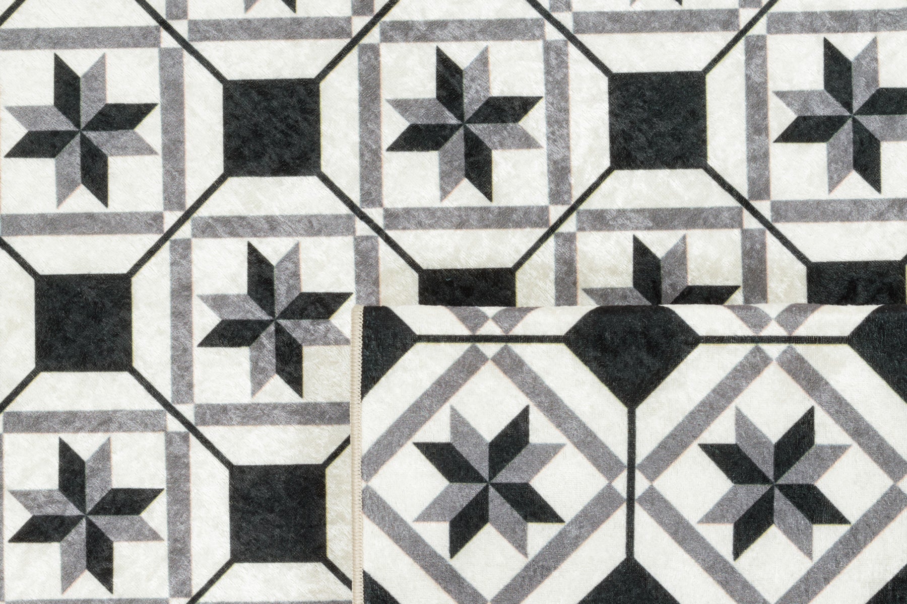 Azulejo 754 Rug - Black