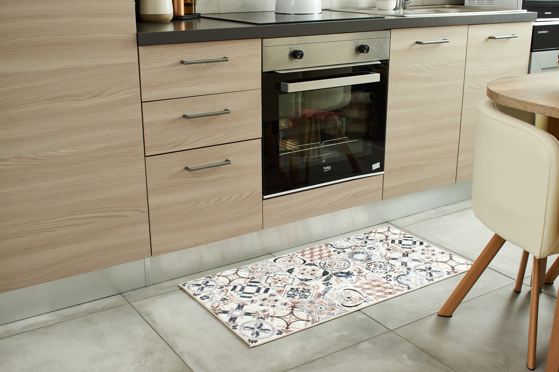 Azulejo 755 Rug - Brown