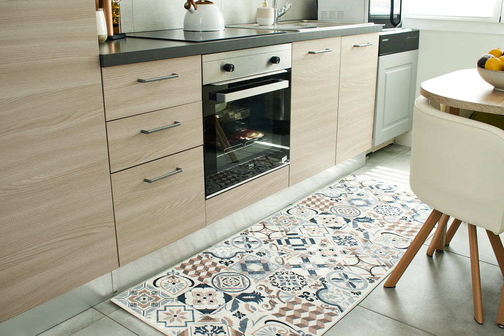 Azulejo 755 Rug - Brown
