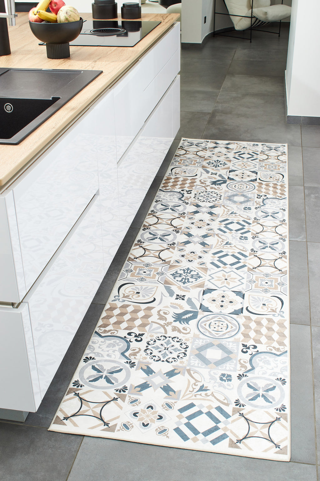 Azulejo 755 Rug - Brown