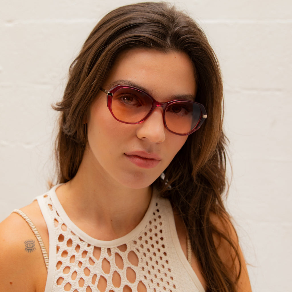 Lucy.A Sunglasses - Violine - Unisex