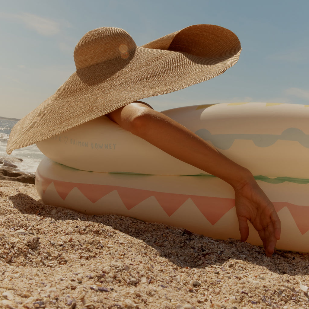 Fiesta Mariposa Organic Recyclable Inflatable Pool - Multicolor