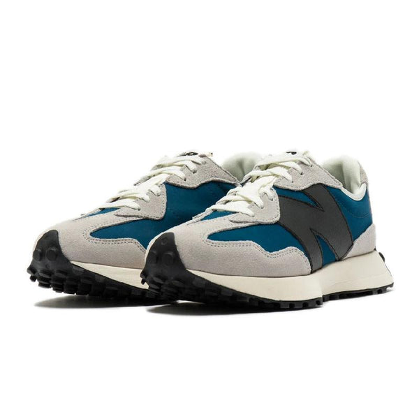 327 Trainers - Grey - Unisex - New Balance - The Bradery