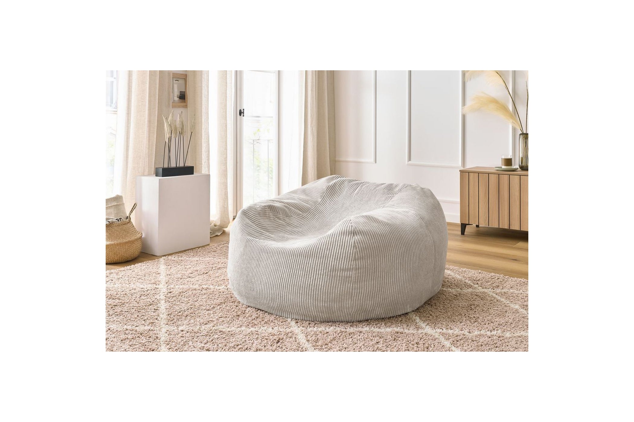 Pouf ultra moelleux VOLTAIRE velours côtelé - BOBOCHIC - The Bradery
