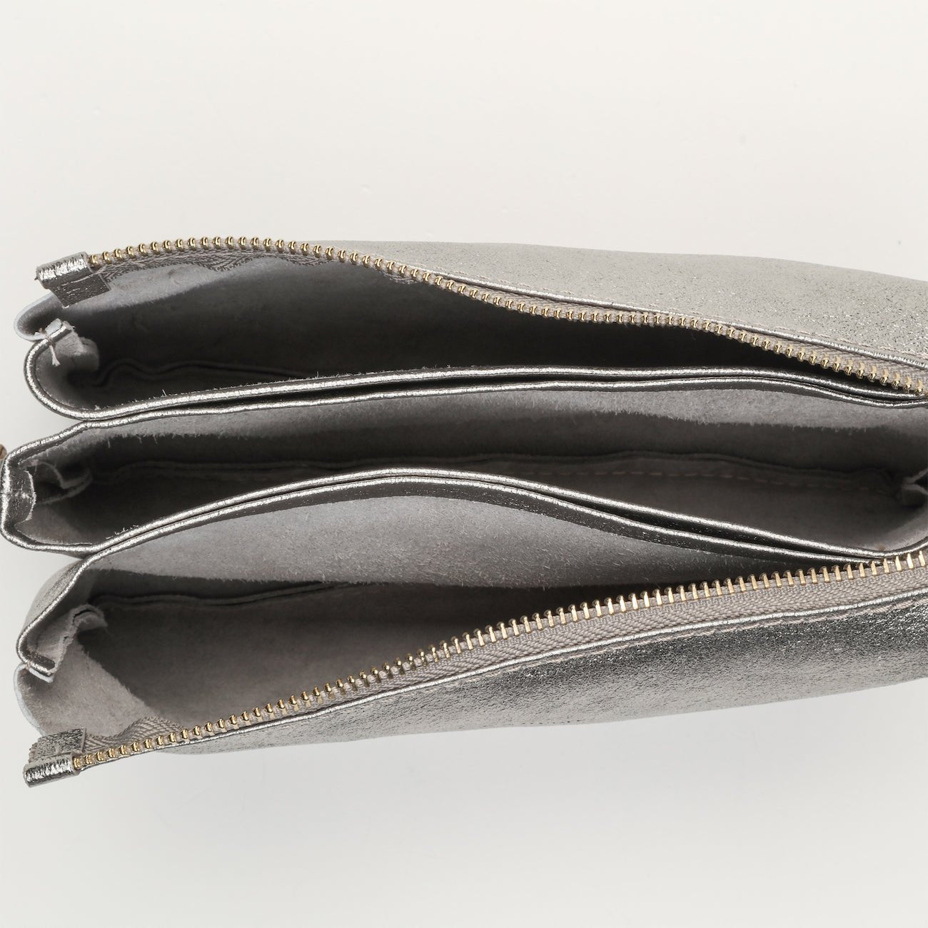 Bolso Bandolera Perla - Plata - Victor & Hugo -La Bradery