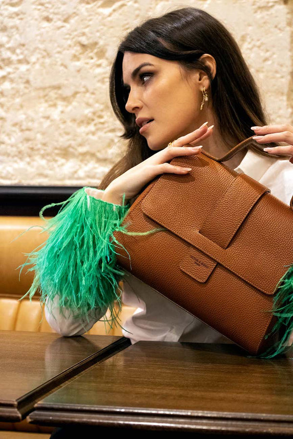 Bolso Kay - Camel - Victor & Hugo -La Bradery