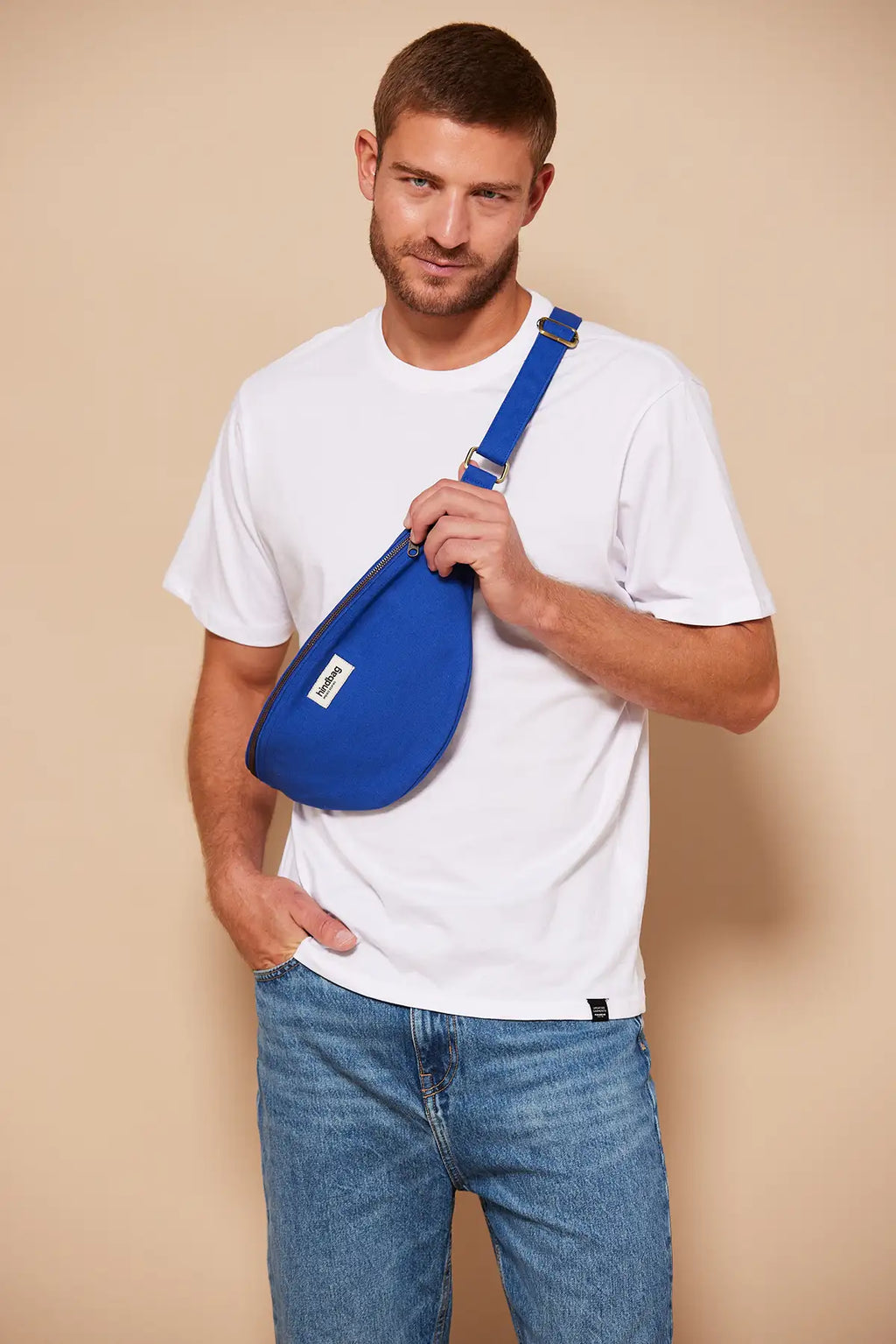 Riñonera L Sasha Azul eléctrico Hindbag2