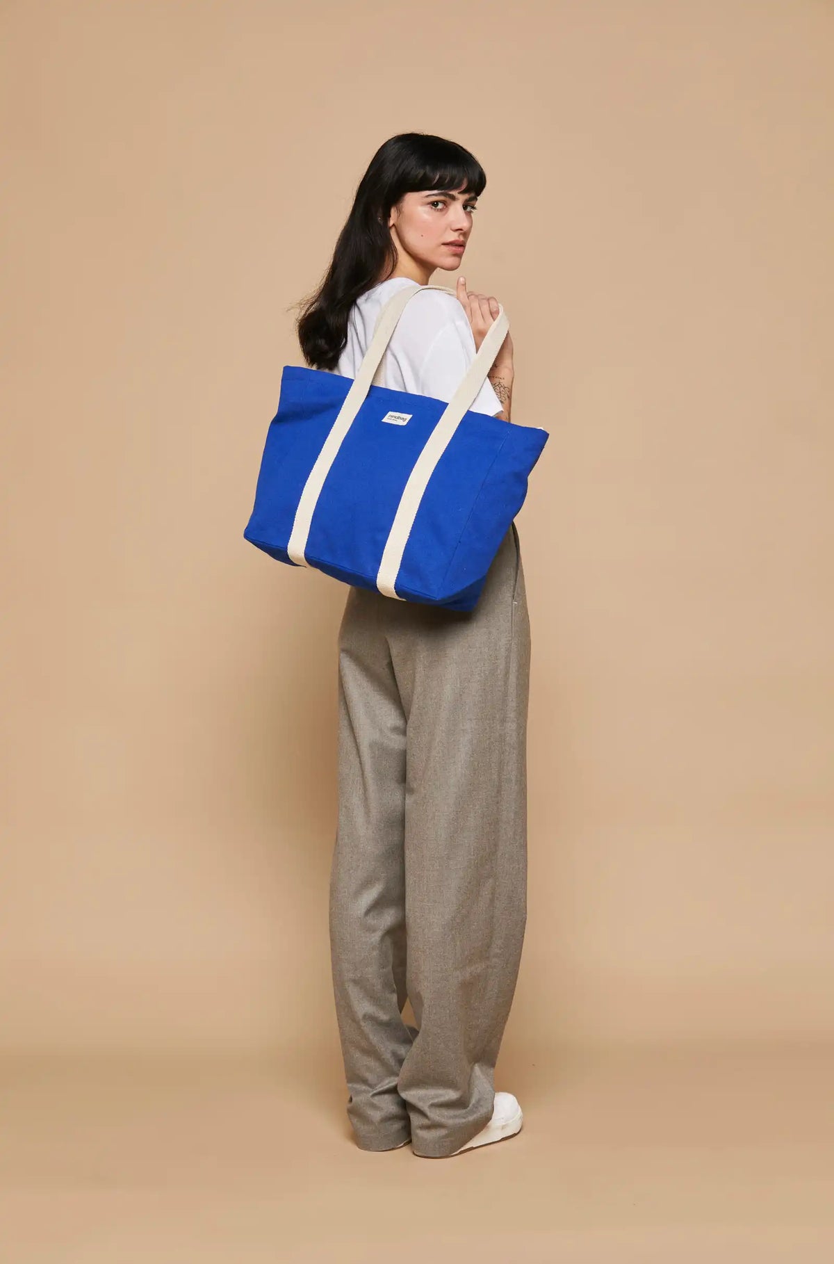 Cesar tote bag Electric blue Hindbag2