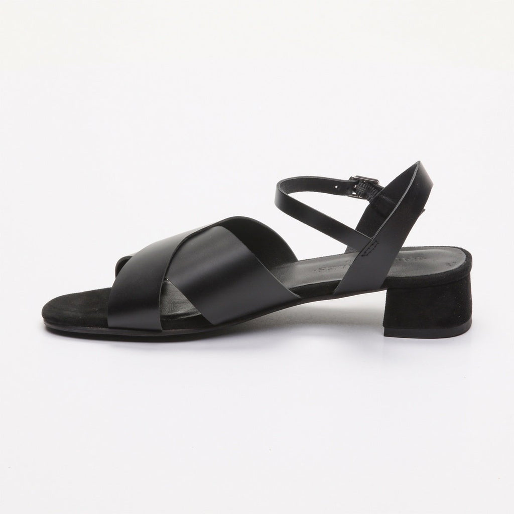 Ethete Essential Sandals - Black Les Bagatelles Essential Sandals