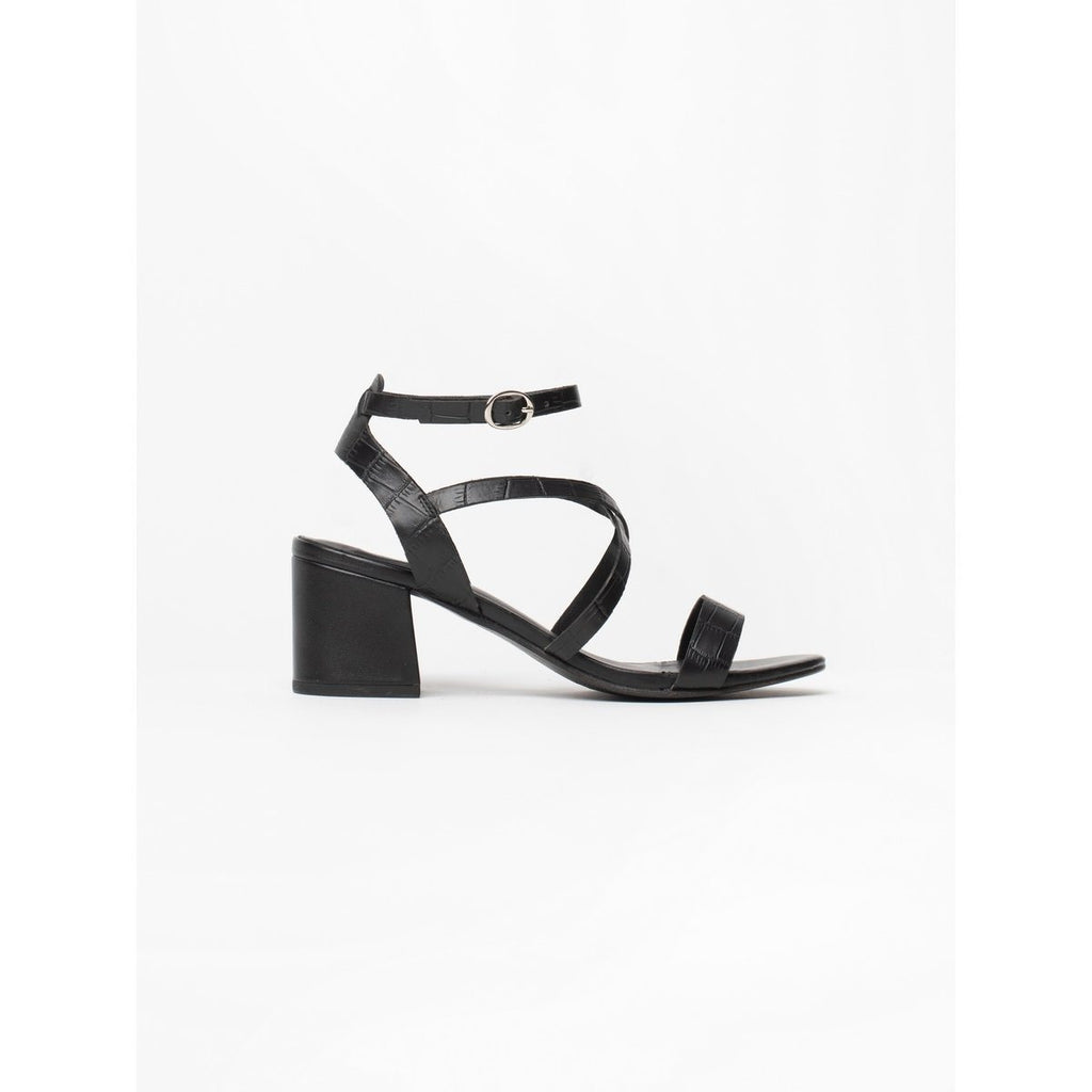 Sandales Essentielles Izusa - Black Sandales Essentielles Les Bagatelles